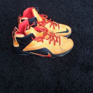 Lebron 12 Nike Laser Orange/Bright Crimson